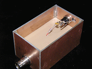 Signal source bottom view